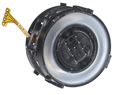 Synthetic jet engine with oscillating diaphragm Synthetic jet engine with oscillating diaphragm